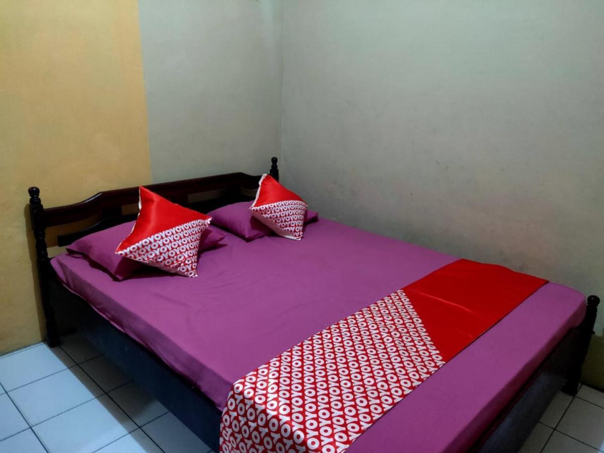Oyo 90041 Hotel Sinar Lumayan Syariah Balikpapan (Borneo) Exterior foto